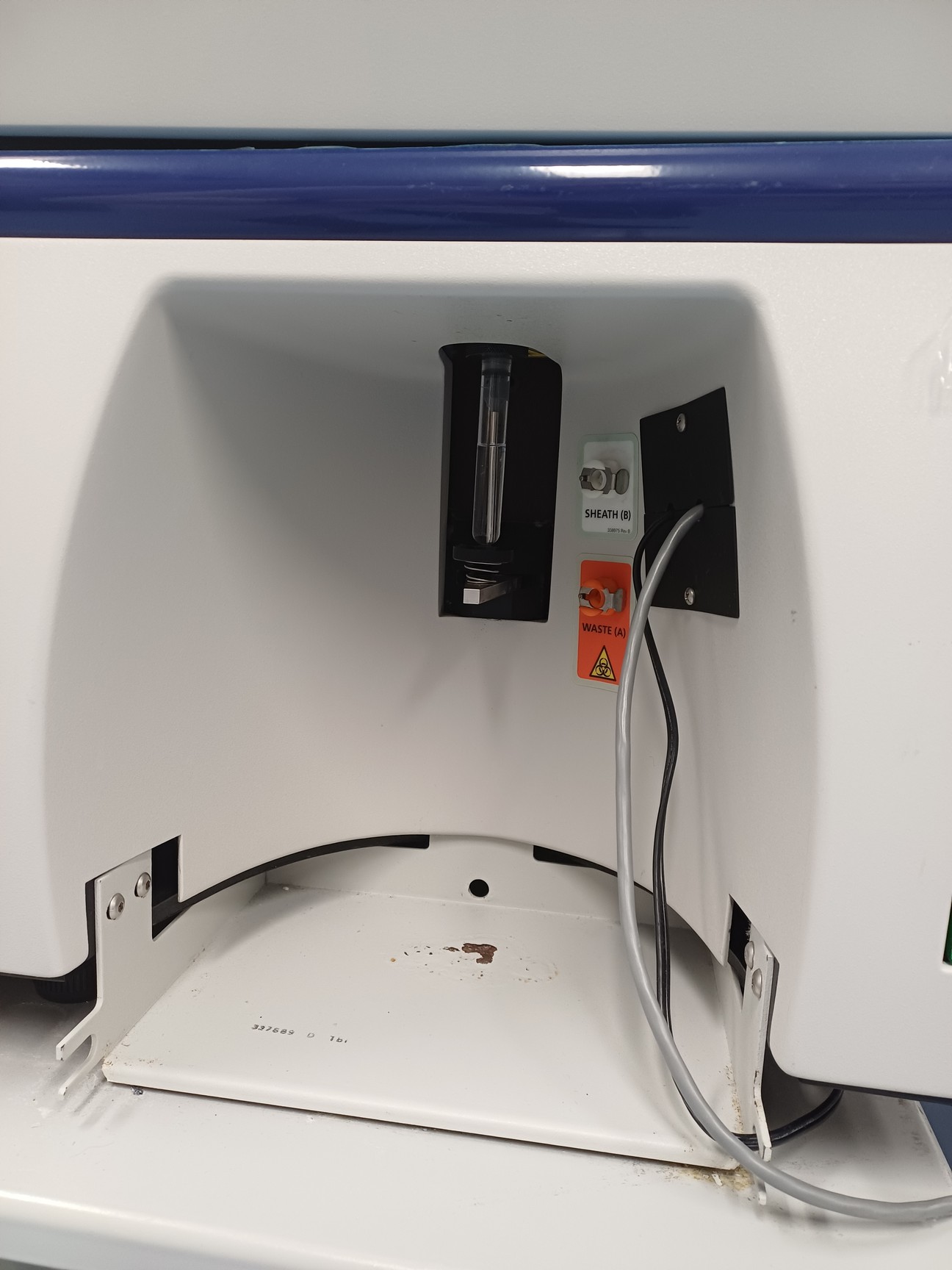 Image of Becton Dickson LSR II Flow Cytometer 5 Laser 18 Channel System Lab