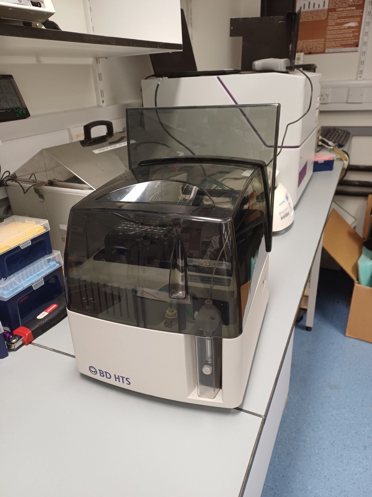 Image of Becton Dickson LSR II Flow Cytometer 5 Laser 18 Channel System Lab