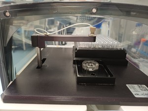 Thumbnail image of Becton Dickson LSR II Flow Cytometer 5 Laser 18 Channel System Lab