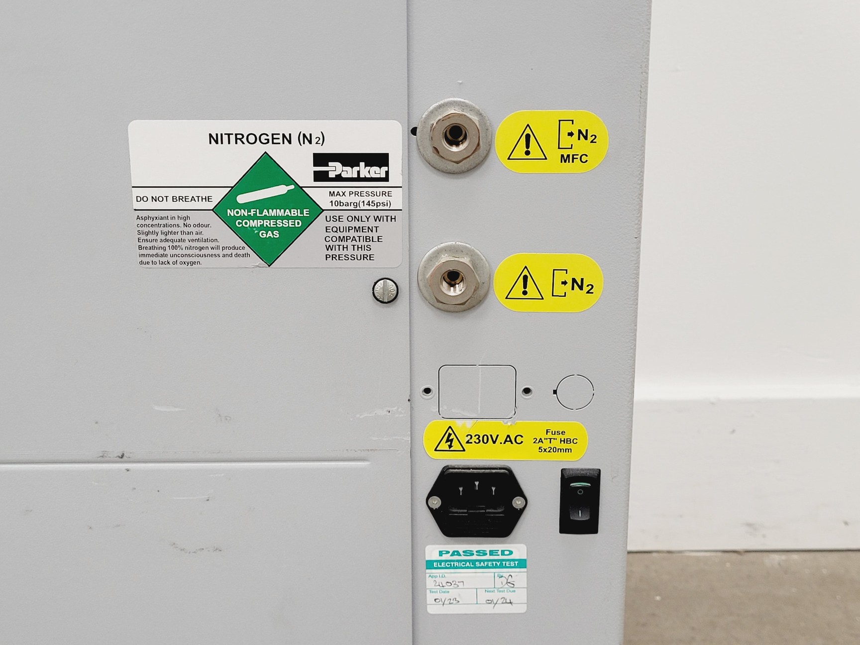 Image of Parker Domnick Hunter LCMS20-0 Nitrogen Gas Generator Lab