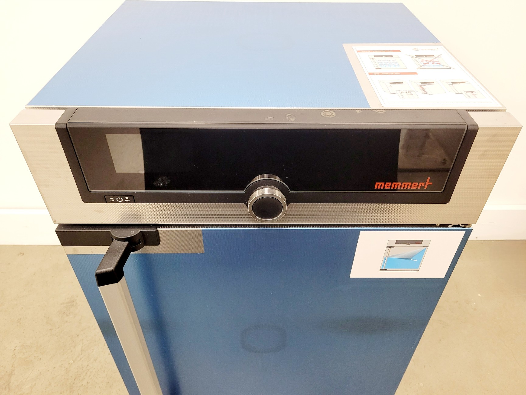 Image of Memmert IF55 Forced Air Incubator Lab