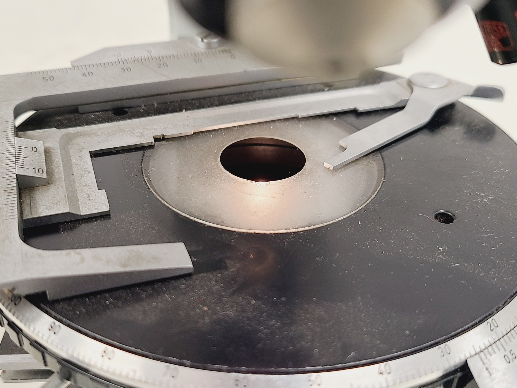 Image of Carl Zeiss Jena JENALABpol Microscope w/ 3 x Objectives (2.5/10/50)