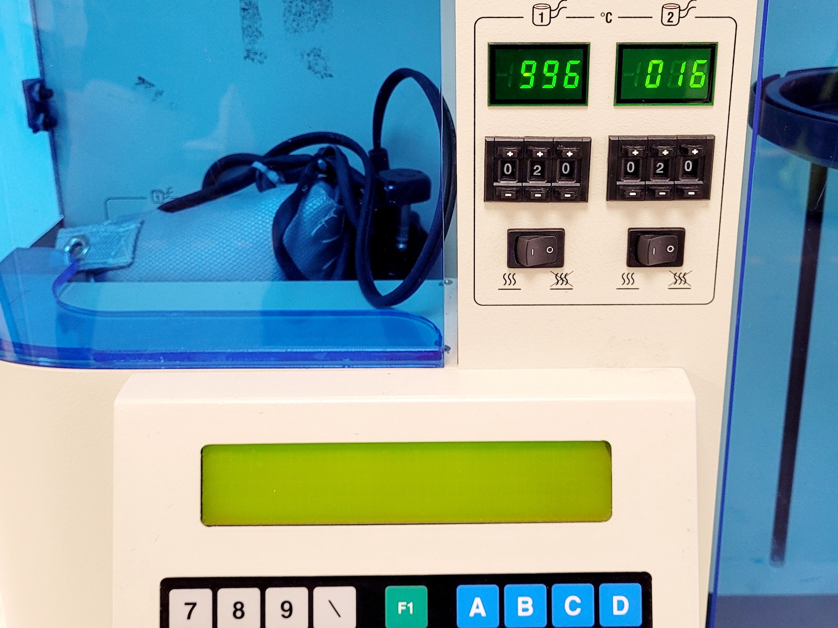 Image of Quantachrome NOVA 4200e Surface Area & Pore Size Analyzer 