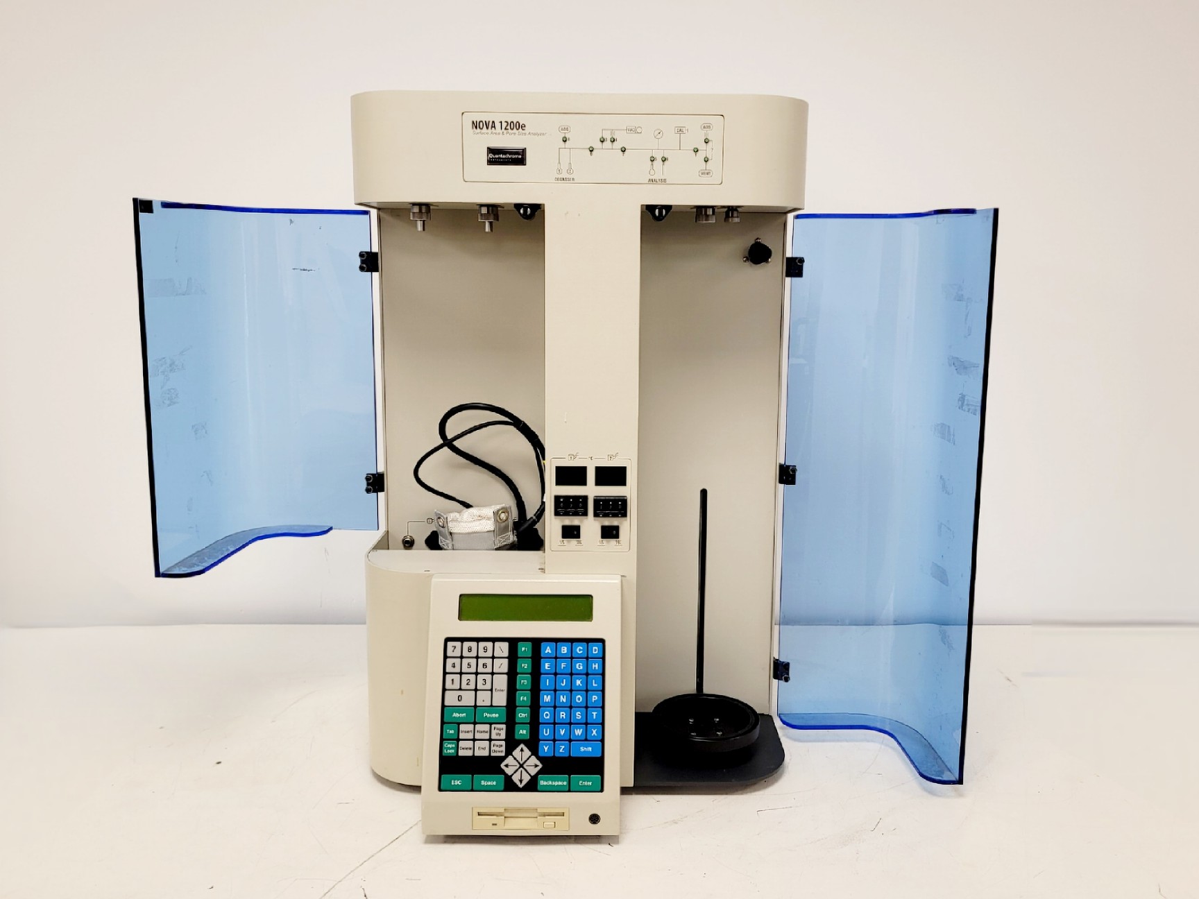 Image of Quantachrome NOVA 1200e Surface Area & Pore Size Analyzer