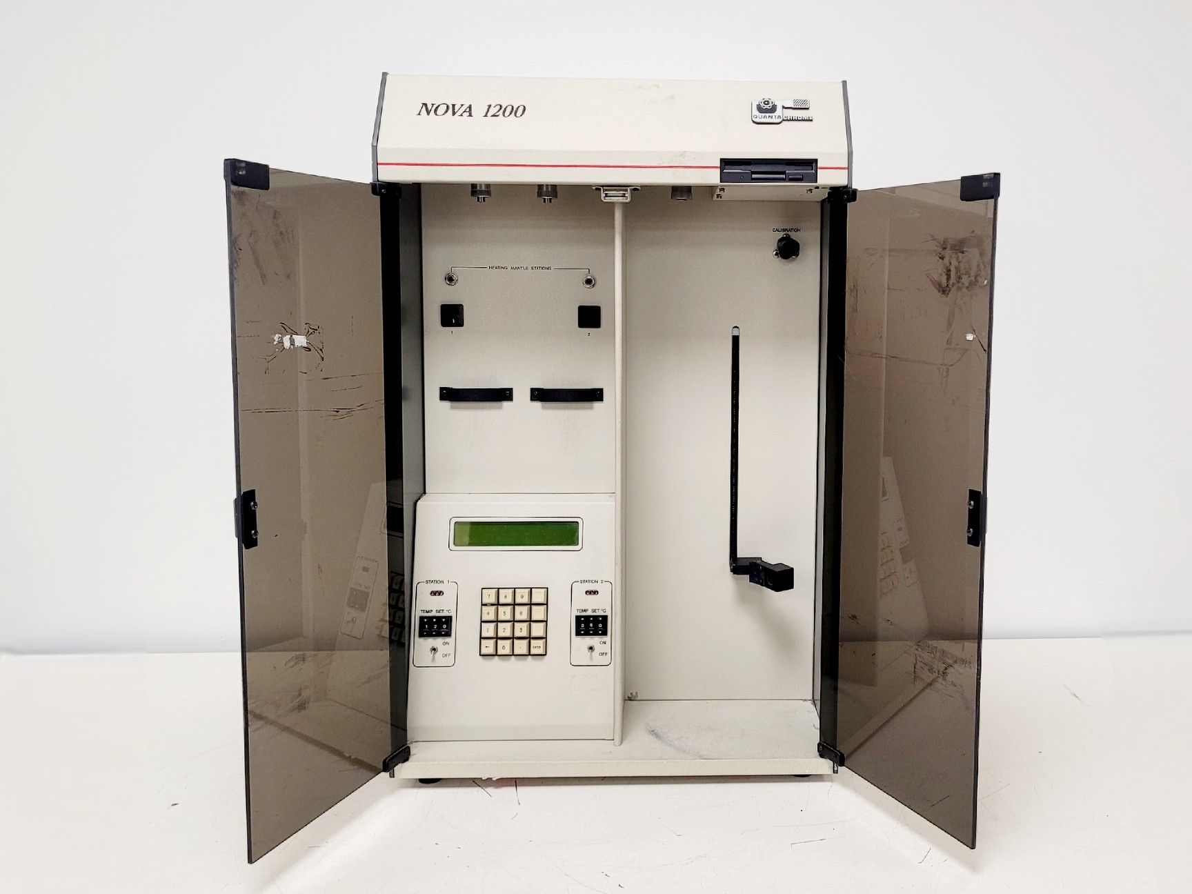 Image of Quantachrome Nova 1200 Surface Area & Pore Size Analyzer