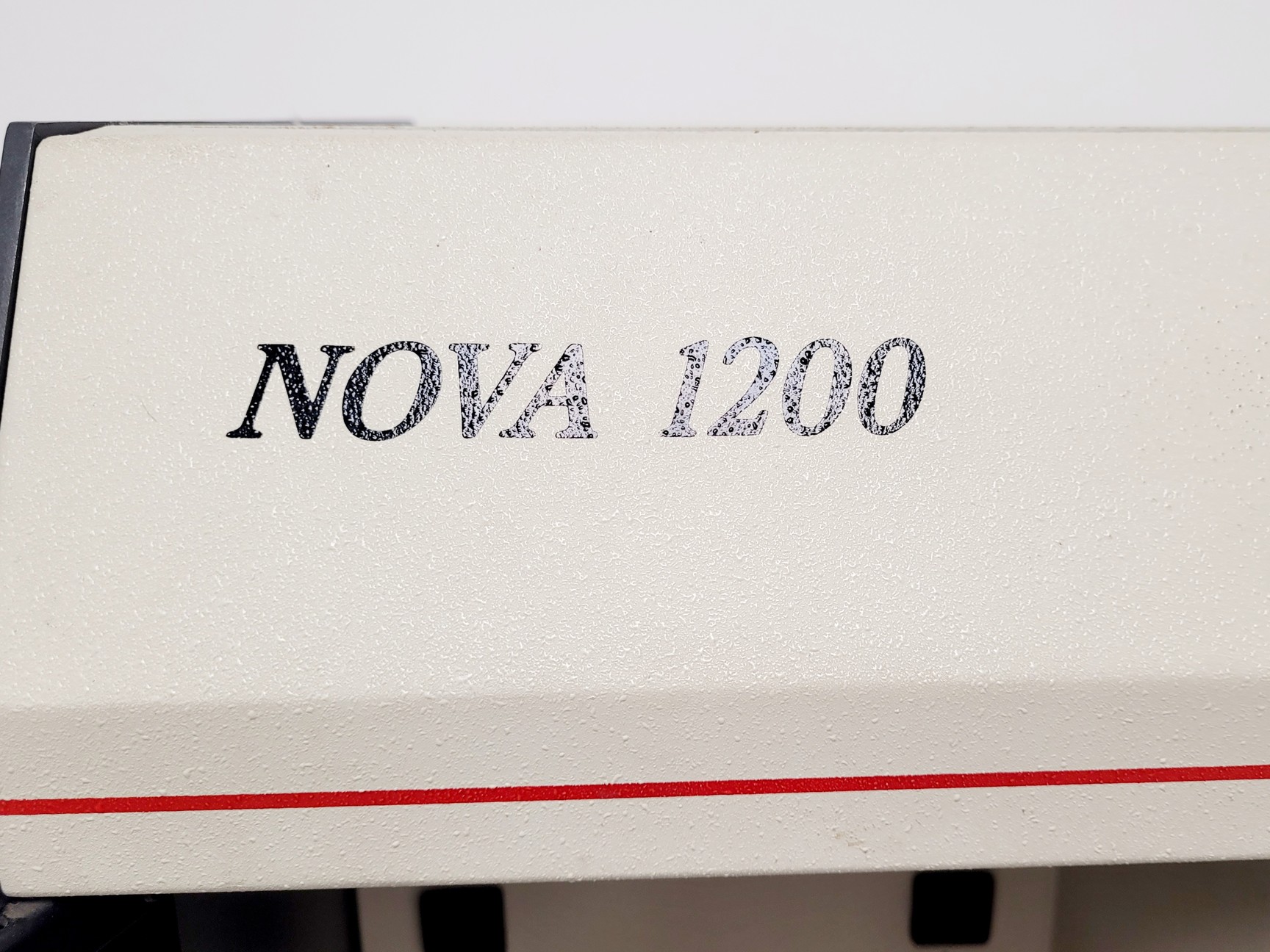 Image of Quantachrome Nova 1200 Surface Area & Pore Size Analyzer