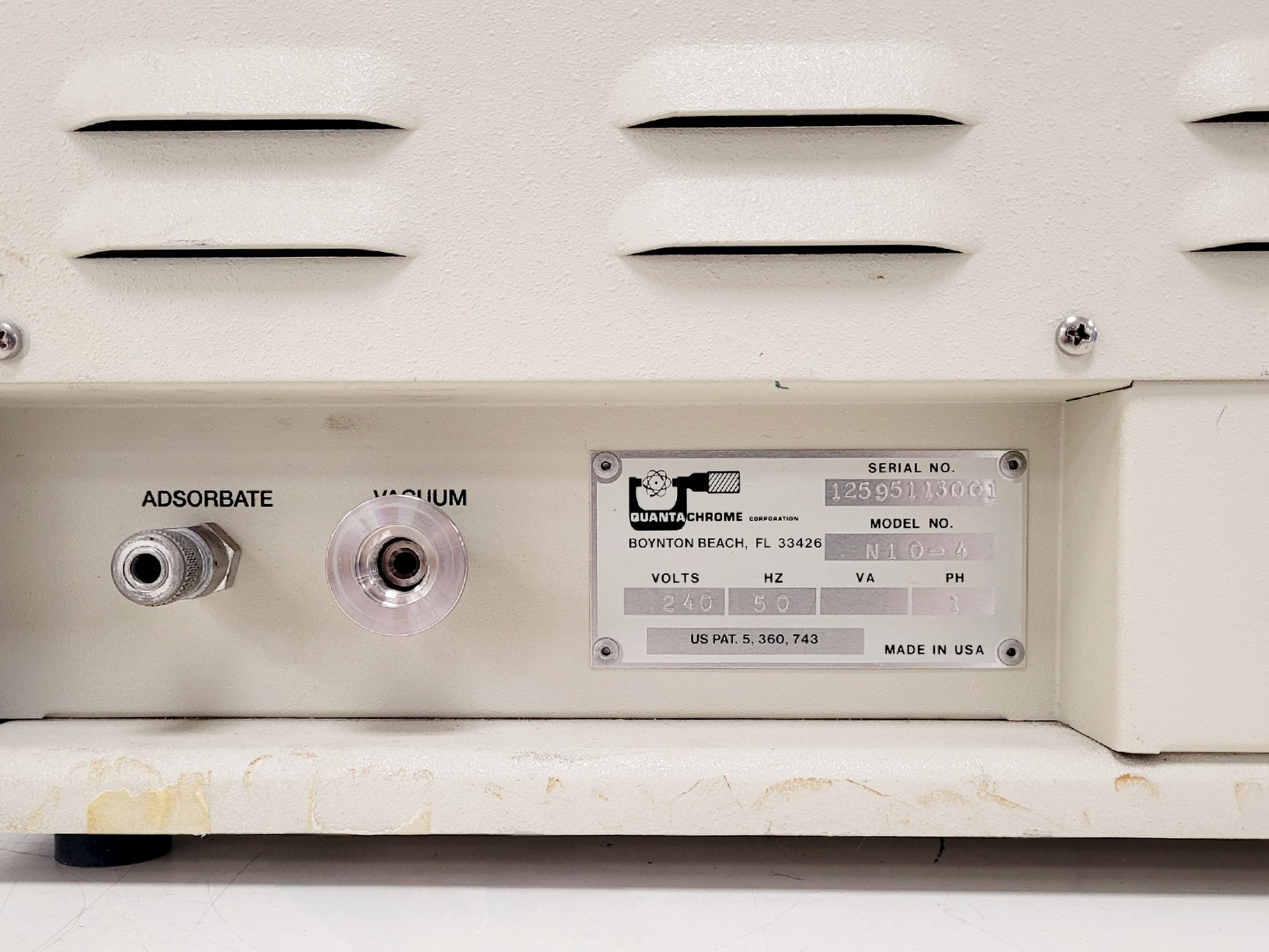 Image of Quantachrome Nova 1200 Surface Area & Pore Size Analyzer