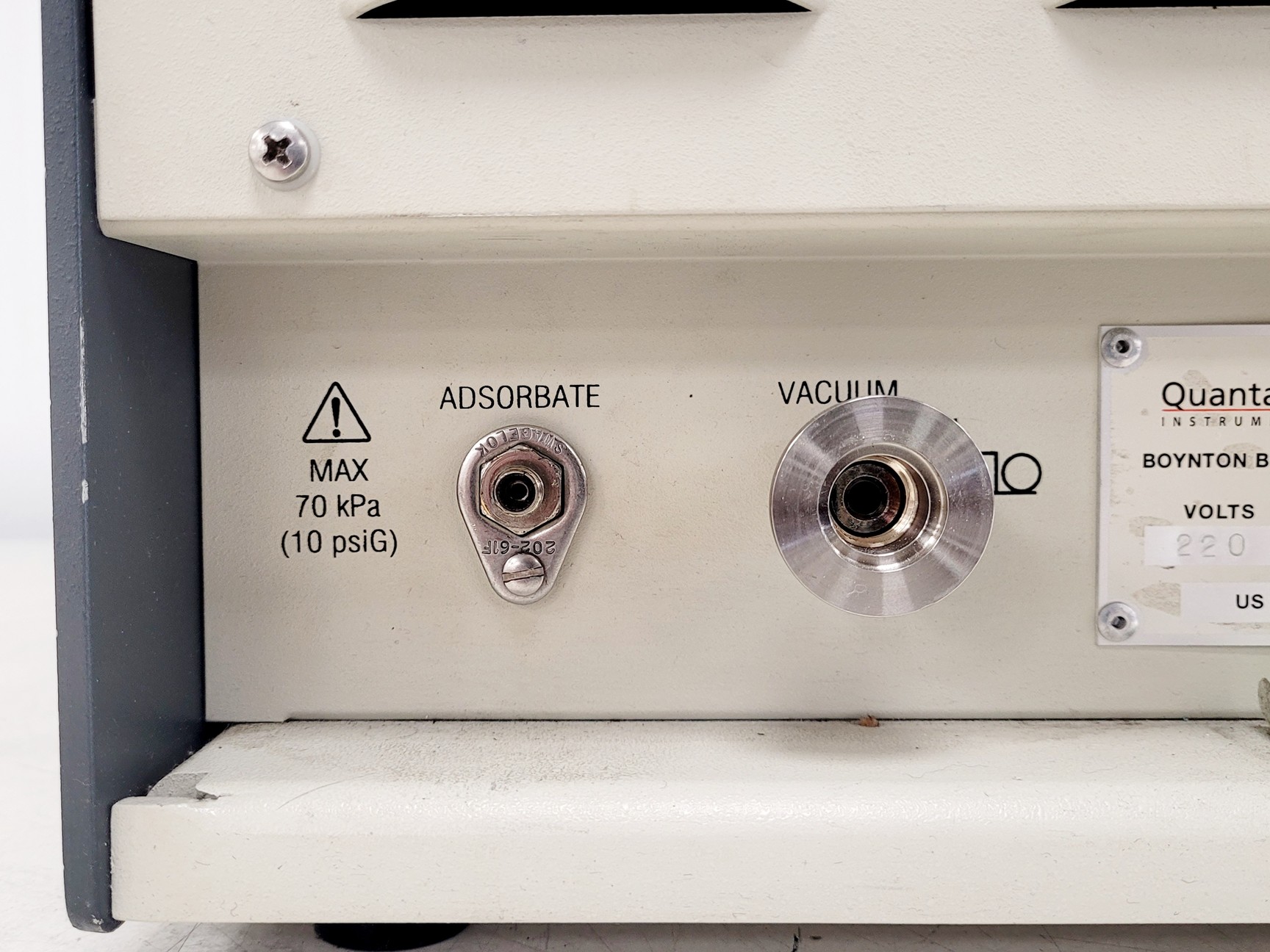 Image of Quantachrome NOVA 1000 Surface Area & Pore Size Analyzer