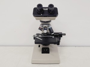 Thumbnail image of Nikon SE Compound Microscope w/ 4 x Objectives (4x/10x/40x/100x)
