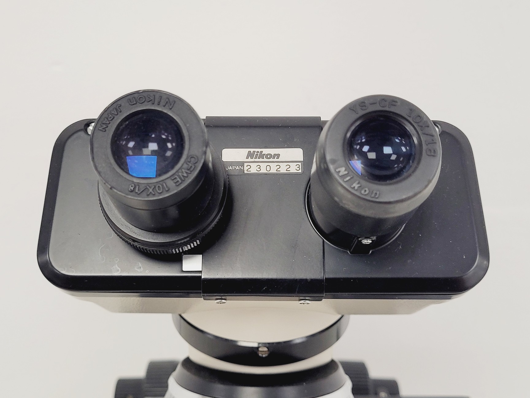 Image of Nikon SE Compound Microscope w/ 4 x Objectives (4x/10x/40x/100x)