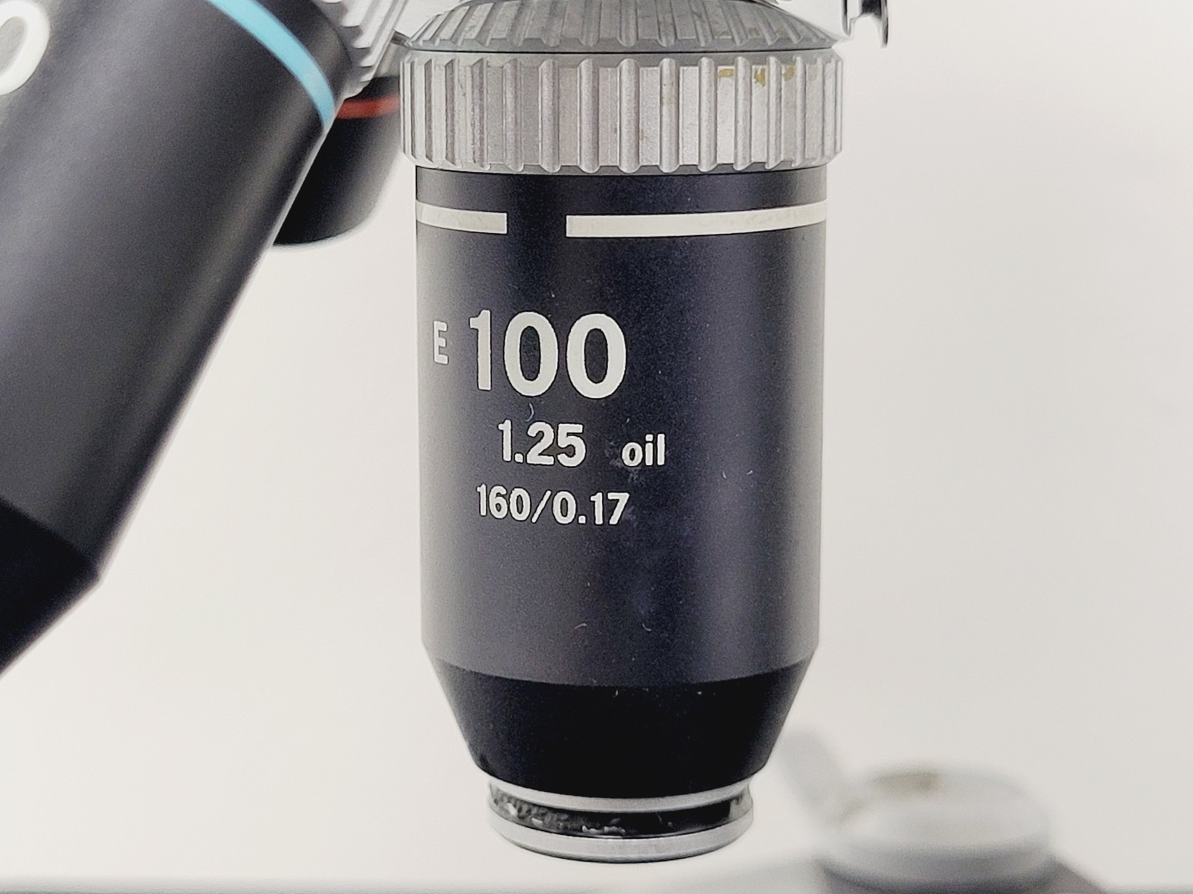 Image of Nikon SE Compound Microscope w/ 4 x Objectives (4x/10x/40x/100x)