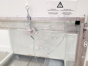 Thumbnail image of Thermo Fisher HeraSafe HS9 Class 2 Biological Safety Cabinet