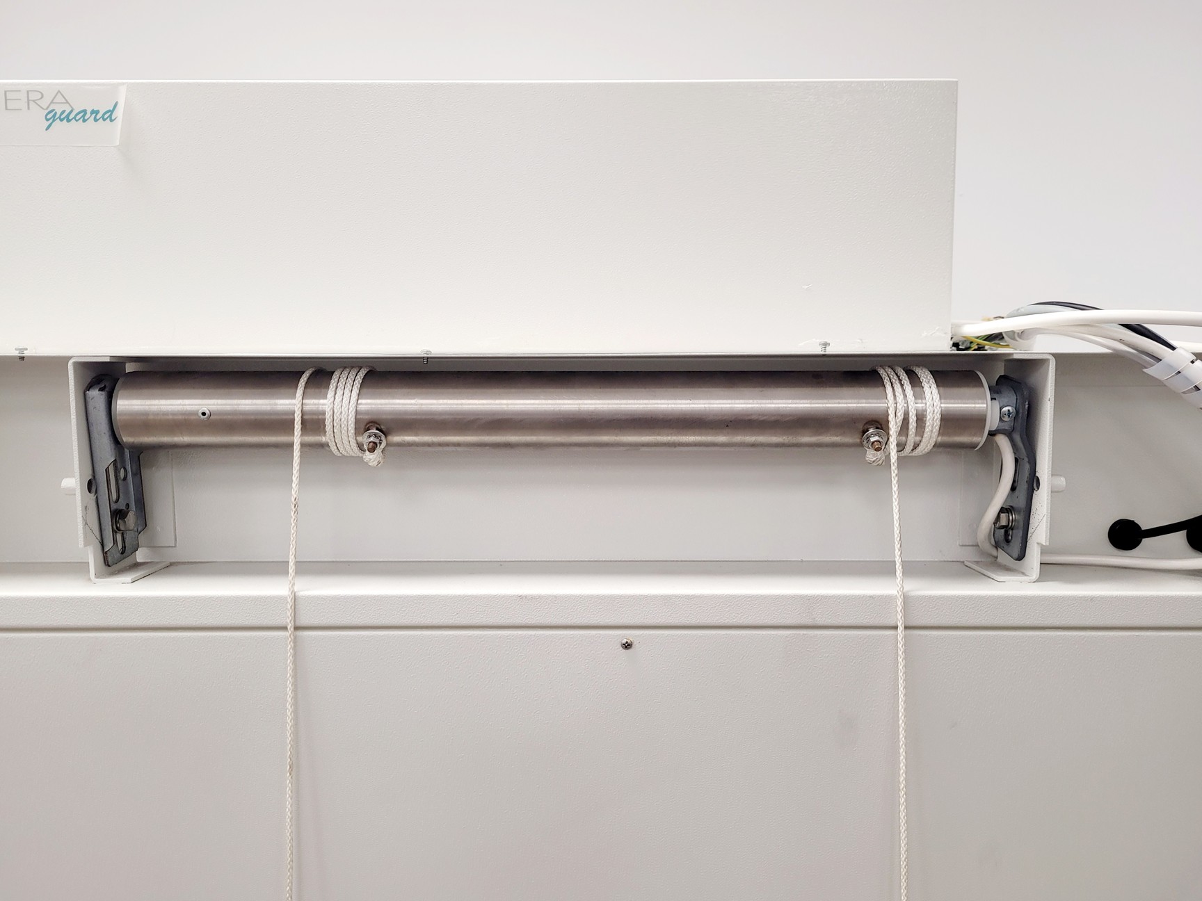 Image of Thermo Fisher HeraSafe HS9 Class 2 Biological Safety Cabinet