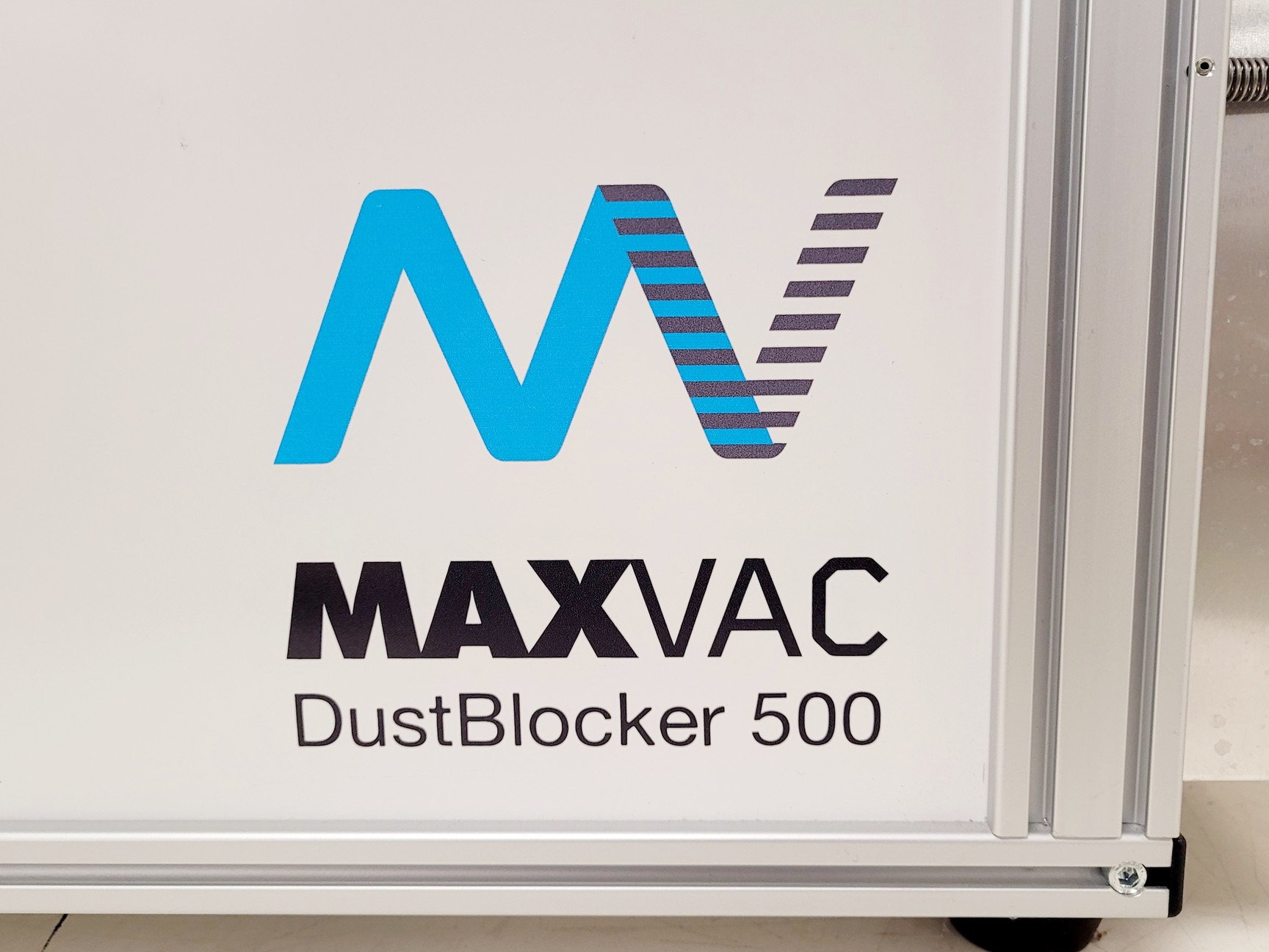 Image of MaxVac DustBlocker 500 Air Filtration Cleaner Lab