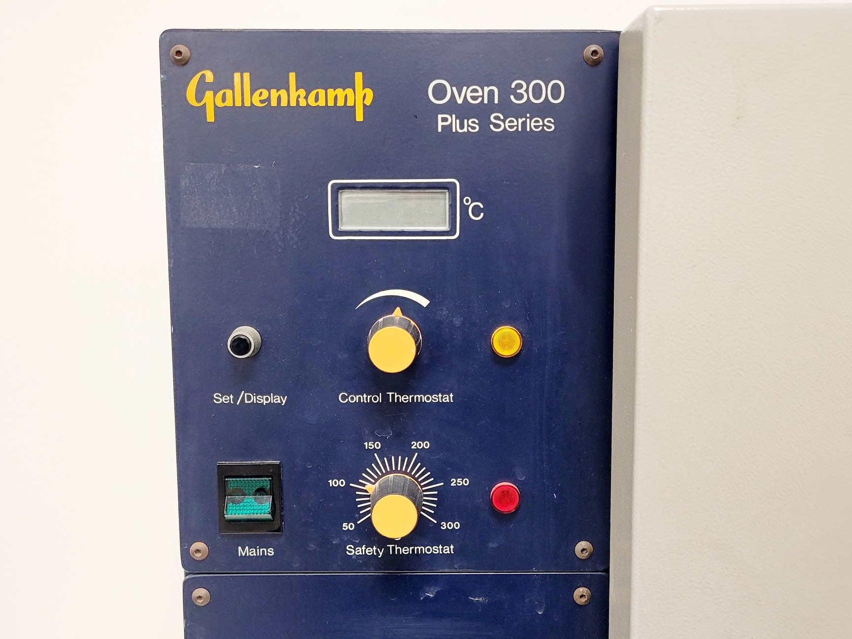 Image of Gallenkamp 300 Plus Series Laboratory Oven