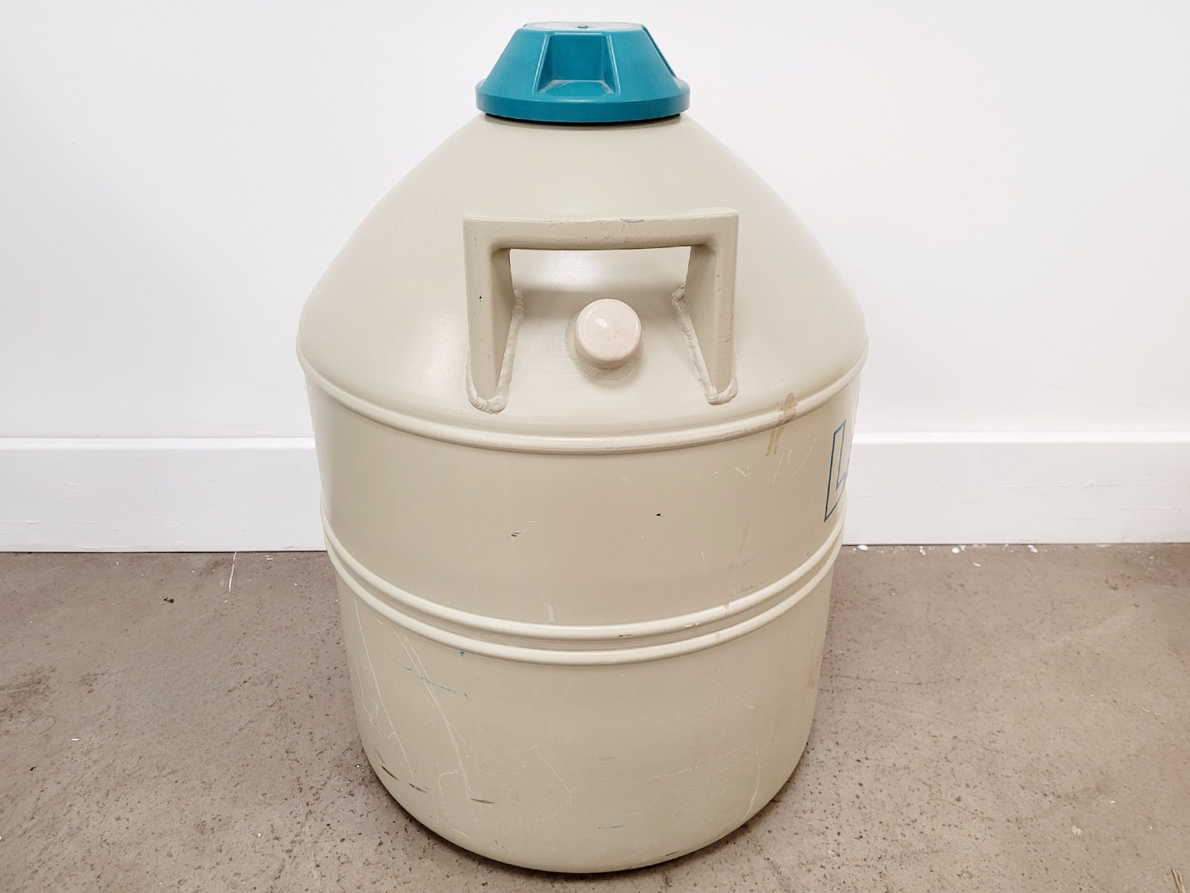 Image of MVE LAB30 Nitrogen Storage Dewar / Tank Laboratory 30L Cryogenic