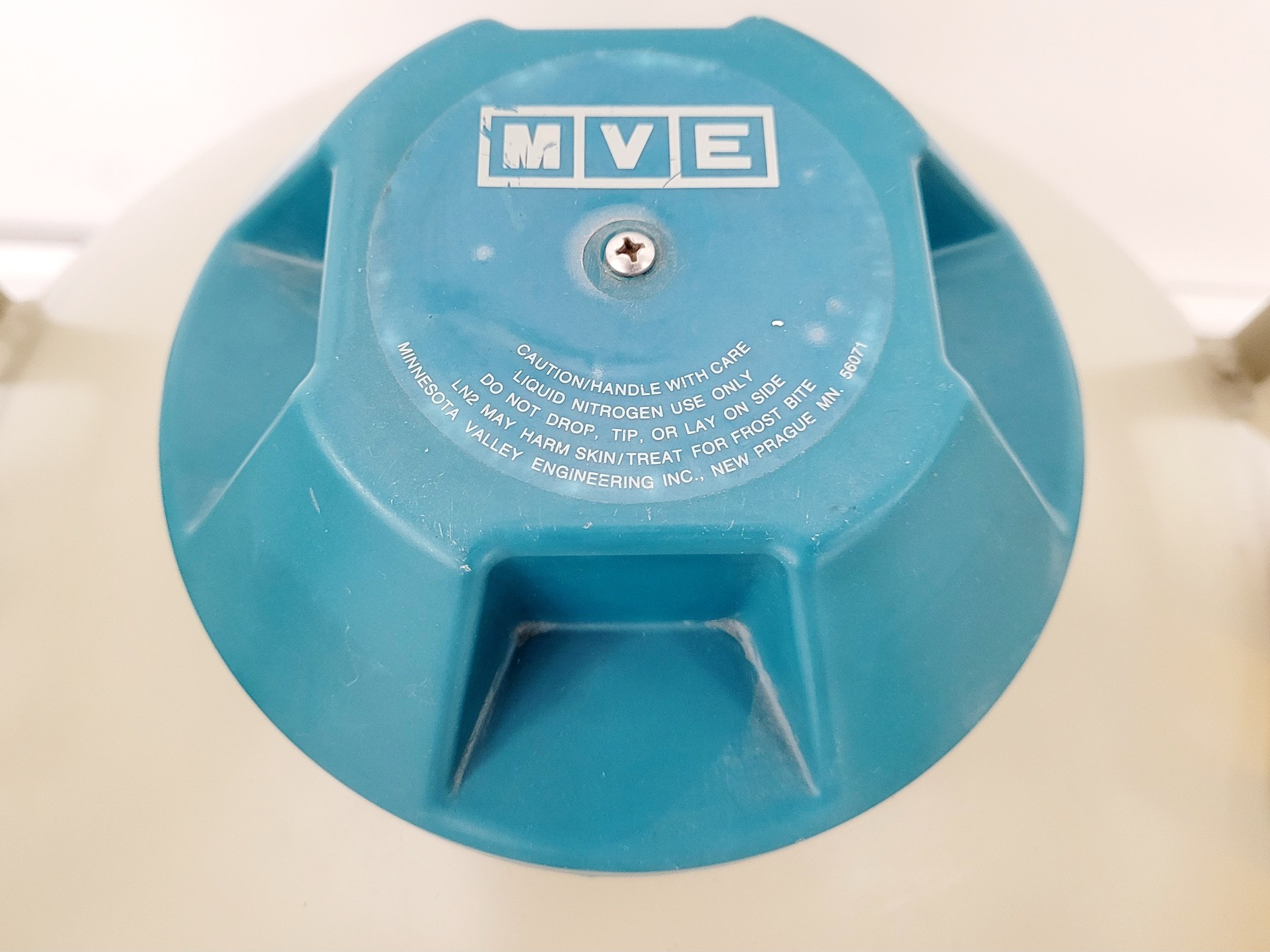 Image of MVE LAB30 Nitrogen Storage Dewar / Tank Laboratory 30L Cryogenic