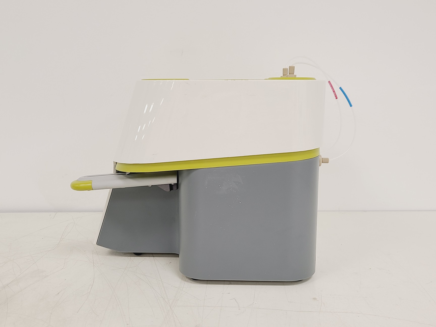 Image of Millipore Muse Benchtop Cell Analyser Lab
