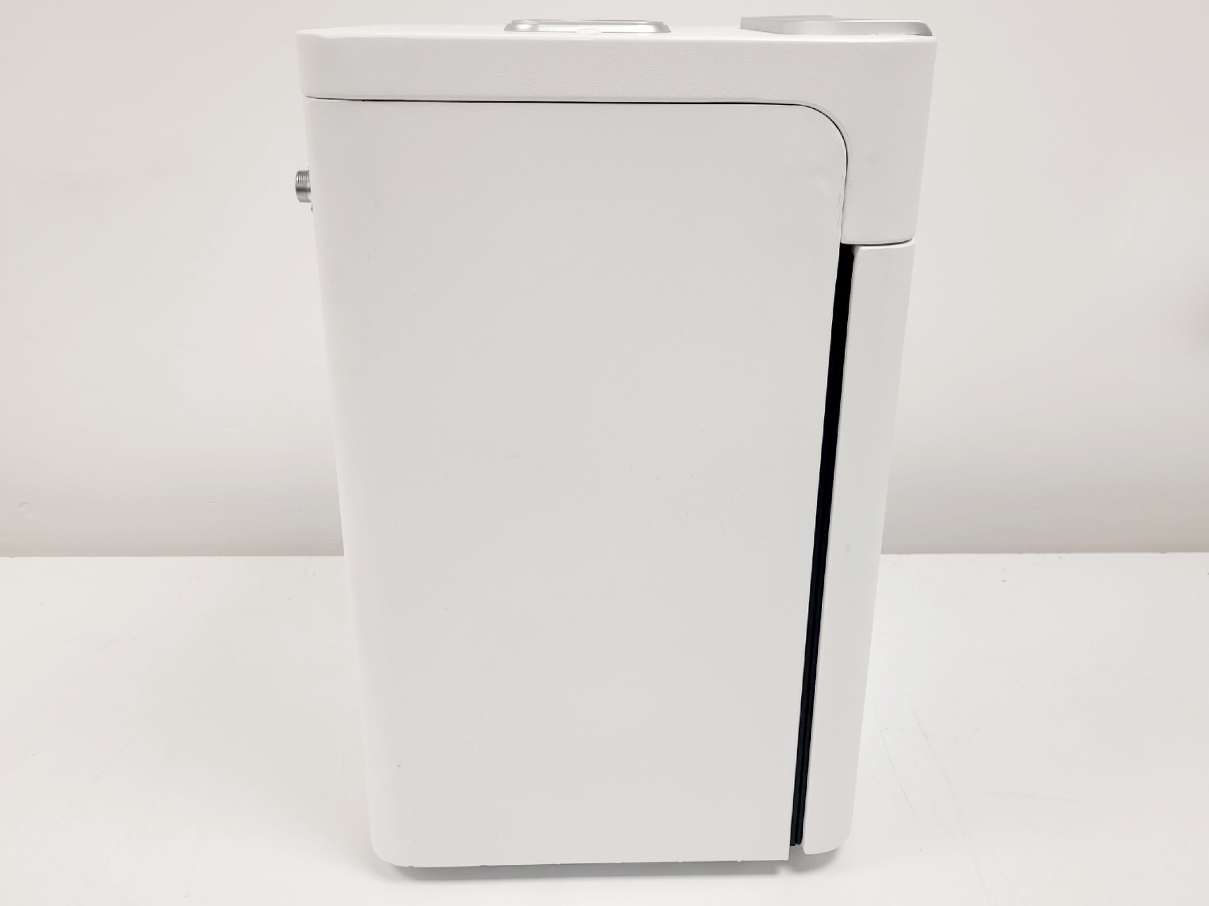 Image of Benchmark Pulse 650 Ultrasonic Homogeniser Soundproof Enclosure