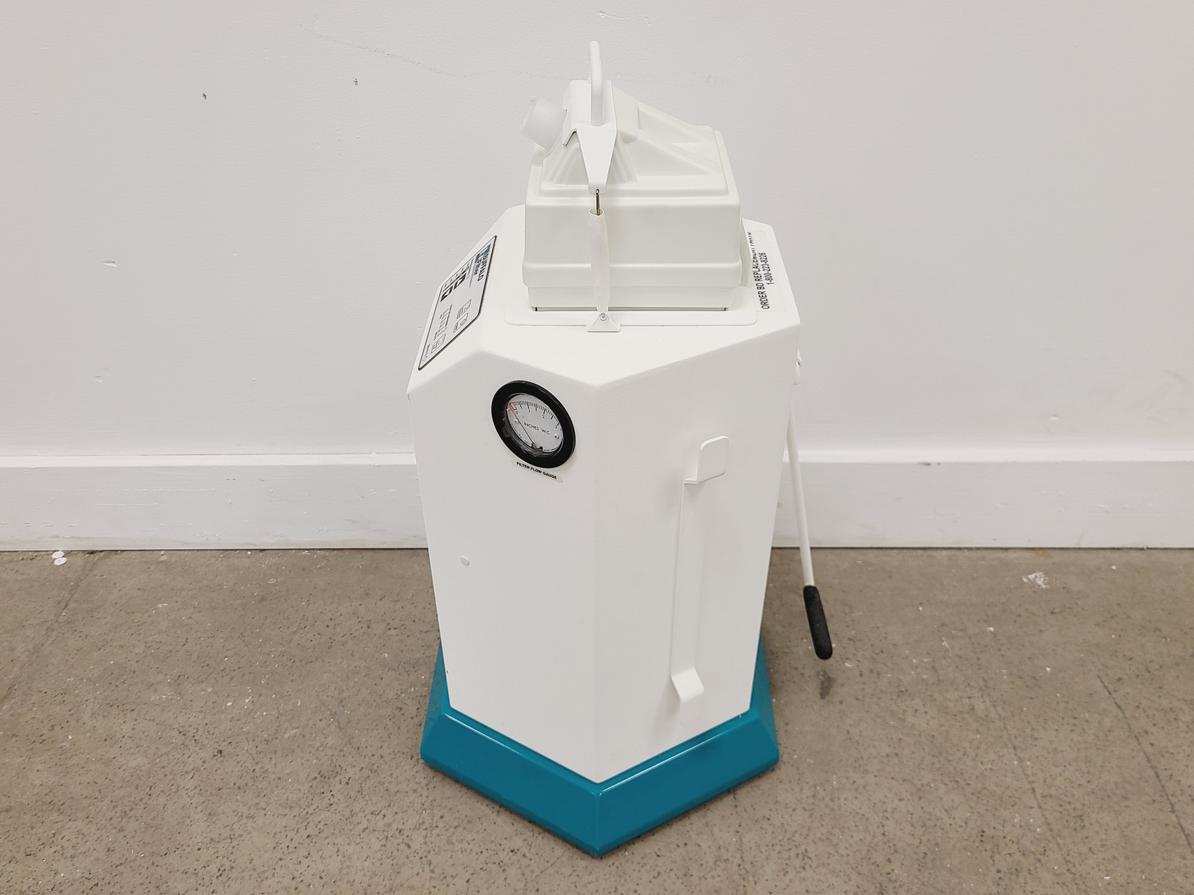 Image of BD FACS Aria III Flow Cytometer with Fluidics Cart, Buffalo Filter & PC 