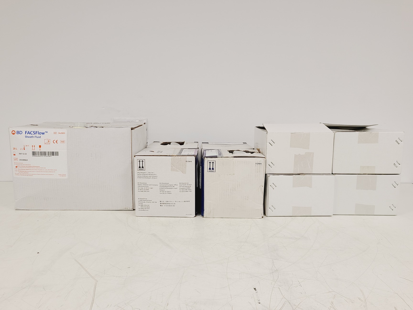 Image of BD FACSCanto II Flow Cytometer w/ Fluidics Cart, PC and Accessories