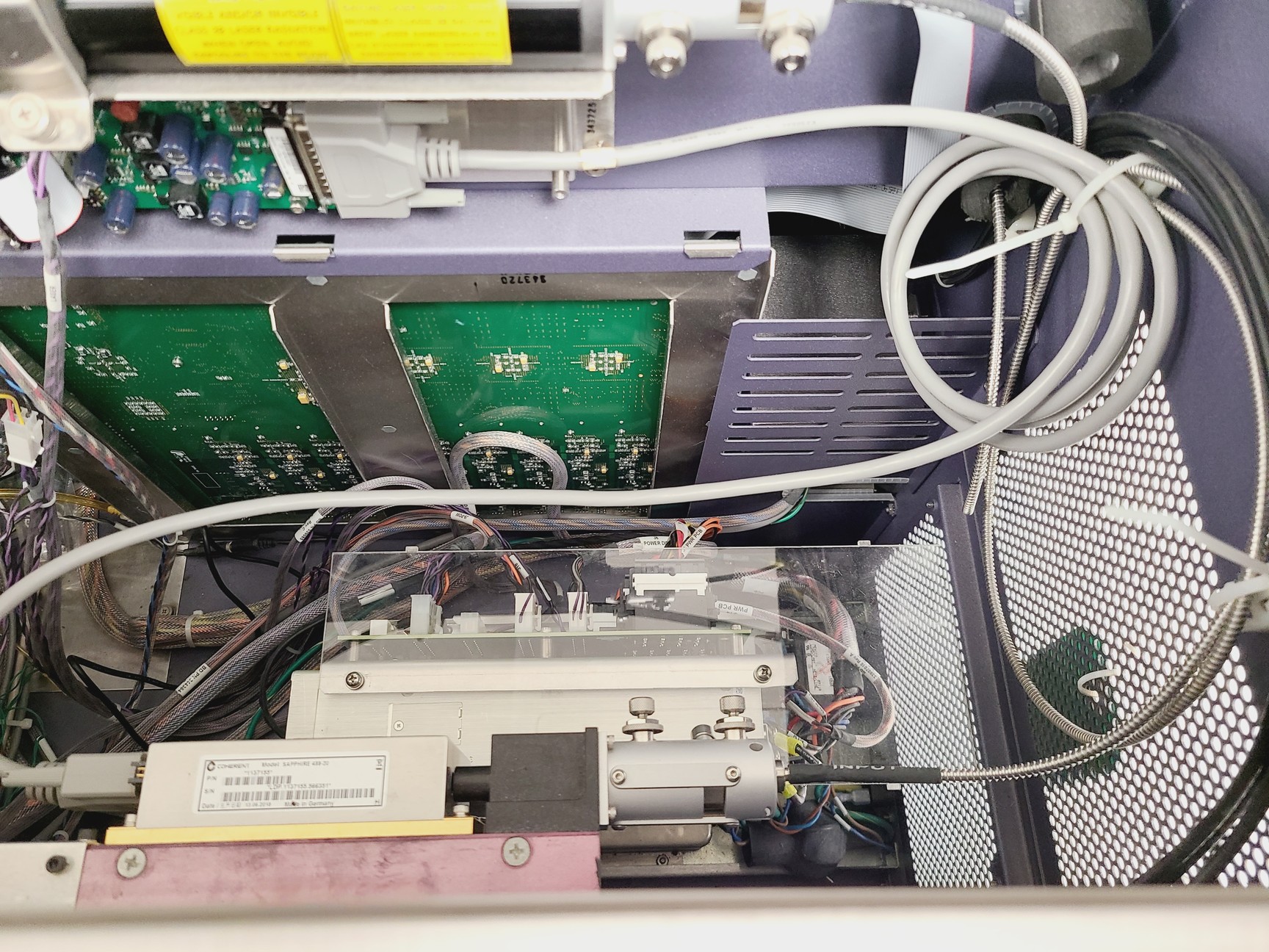 Image of BD FACSCanto II Flow Cytometer w/ Fluidics Cart, PC and Accessories