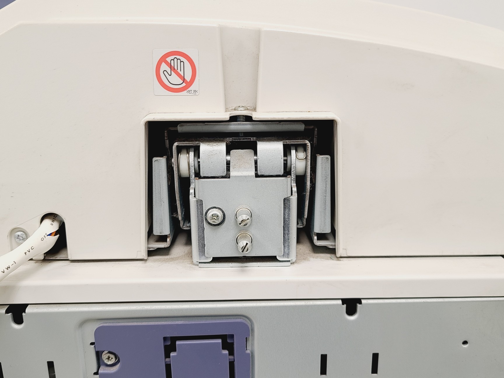 Image of Toshiba E-Studio 2550C Multifunctional Digital Colour System w/ Wheelbase