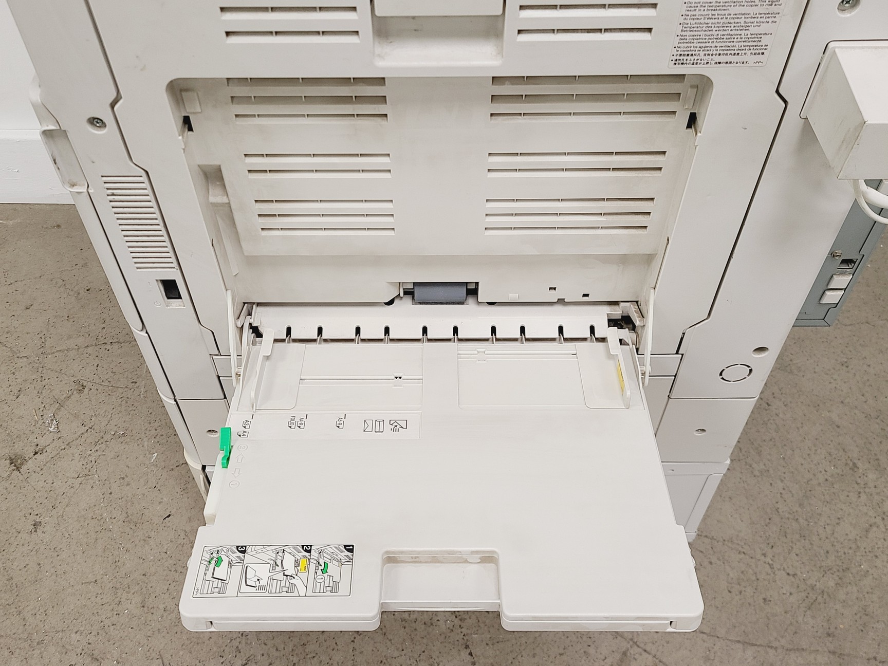 Image of Toshiba E-Studio 2550C Multifunctional Digital Colour System w/ Wheelbase