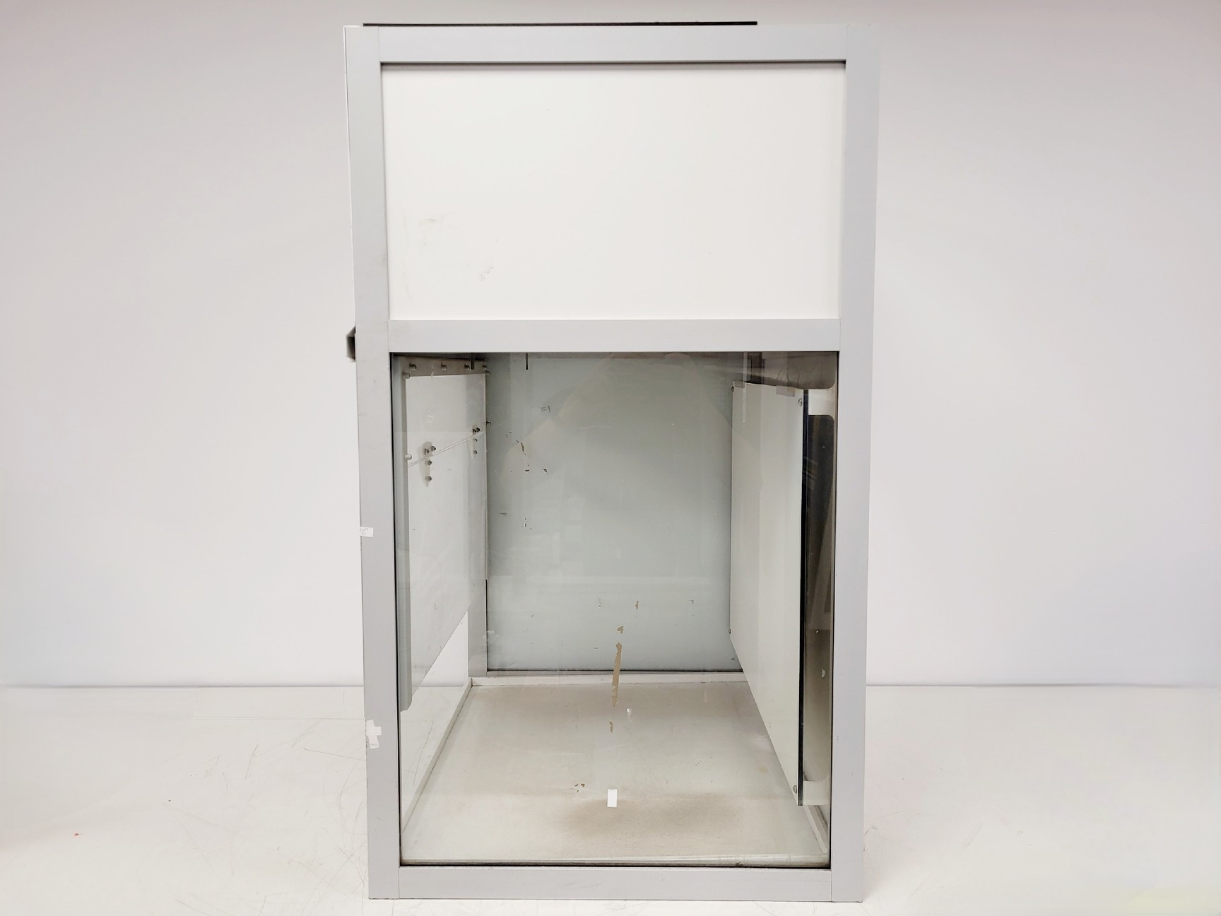 Image of Airone FC750 Filtration Fume Cupboard