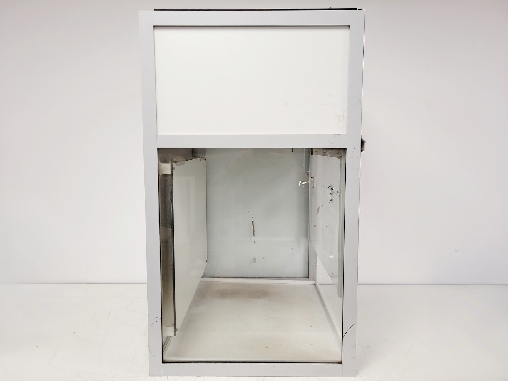 Image of Airone FC750 Filtration Fume Cupboard