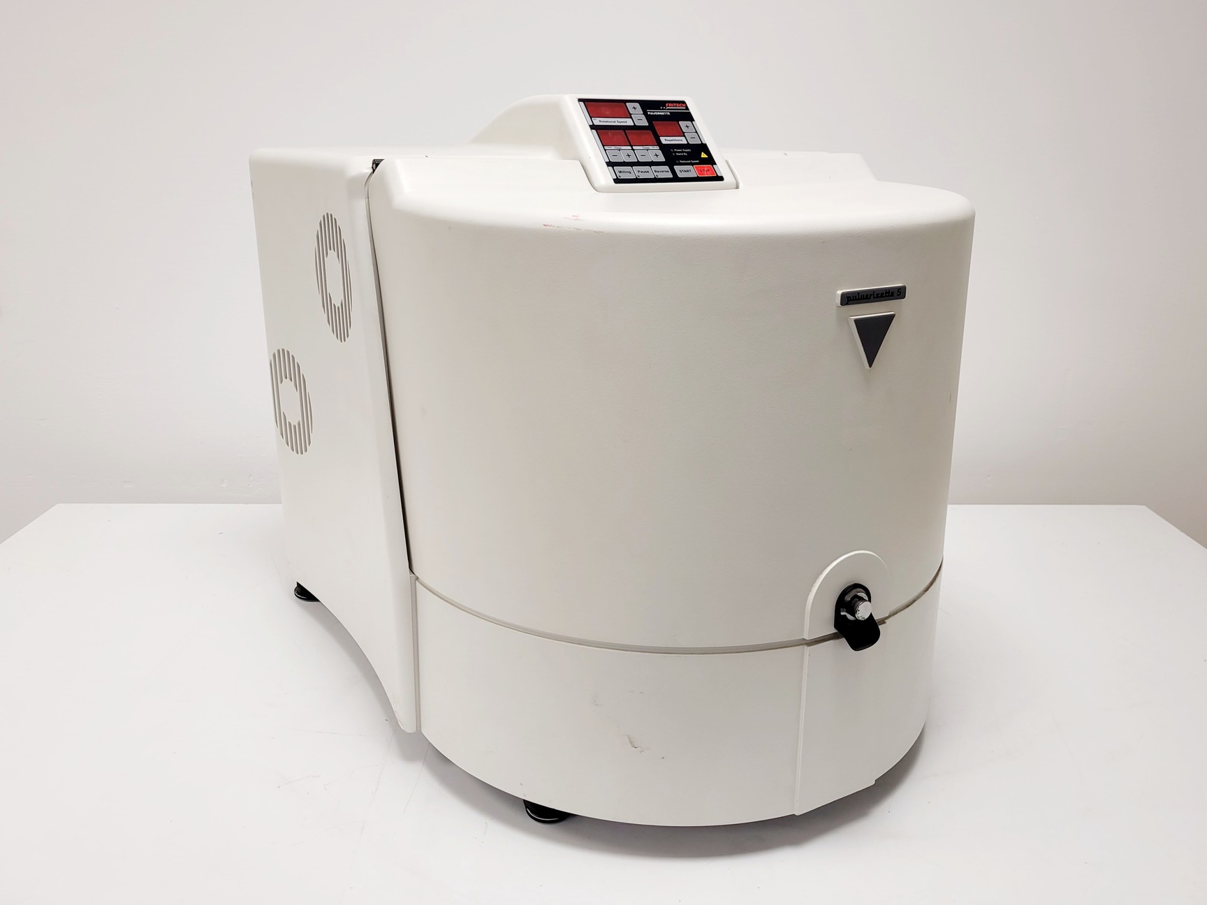 Image of Fritsch Pulverisette P-5 Planetary Mill w/ 10x Grinding Bowls & Balls