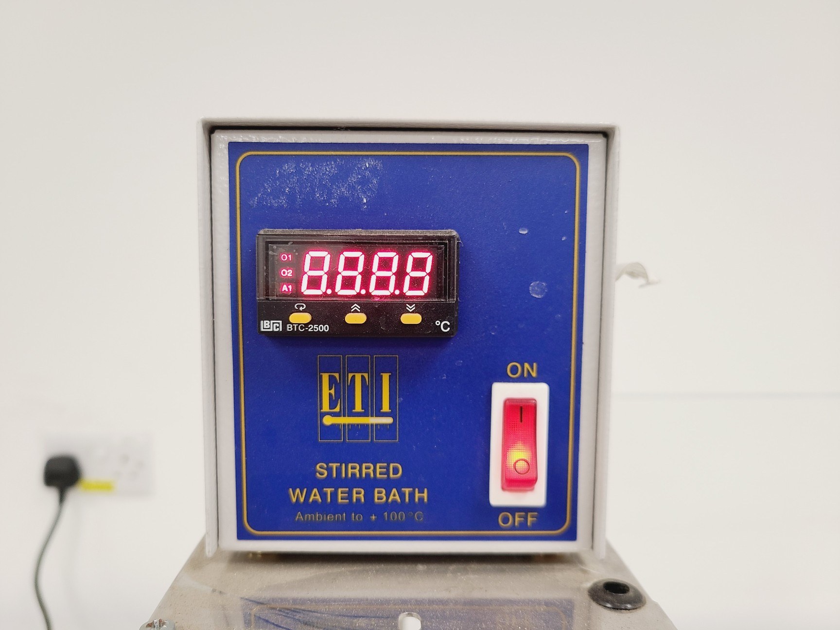 Image of ETI Model 822-901 Stirred Water Bath Immersion Circulator w/ Acrylic Tank