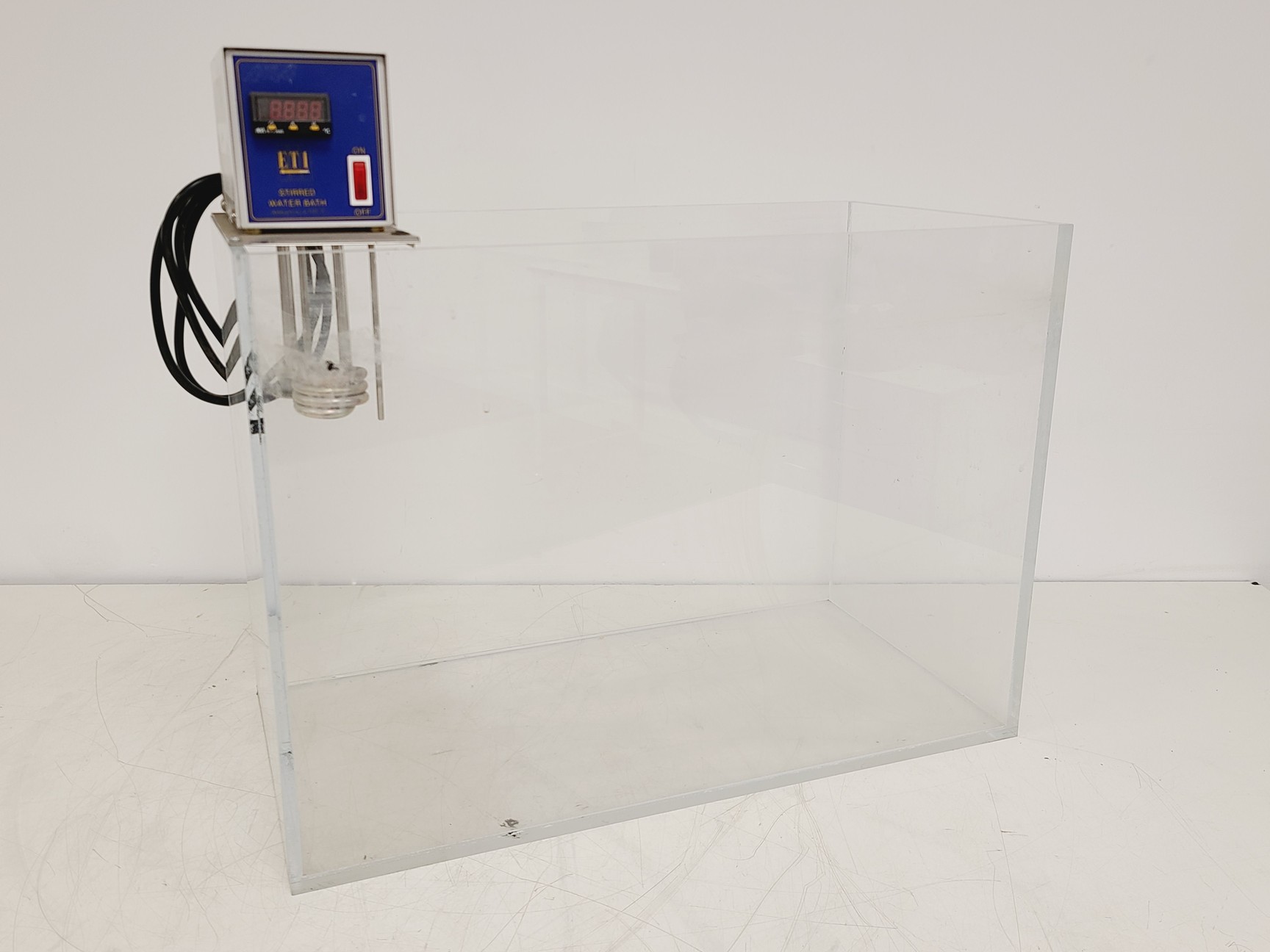 Image of ETI Model 822-901 Stirred Water Bath Immersion Circulator w/ Acrylic Tank