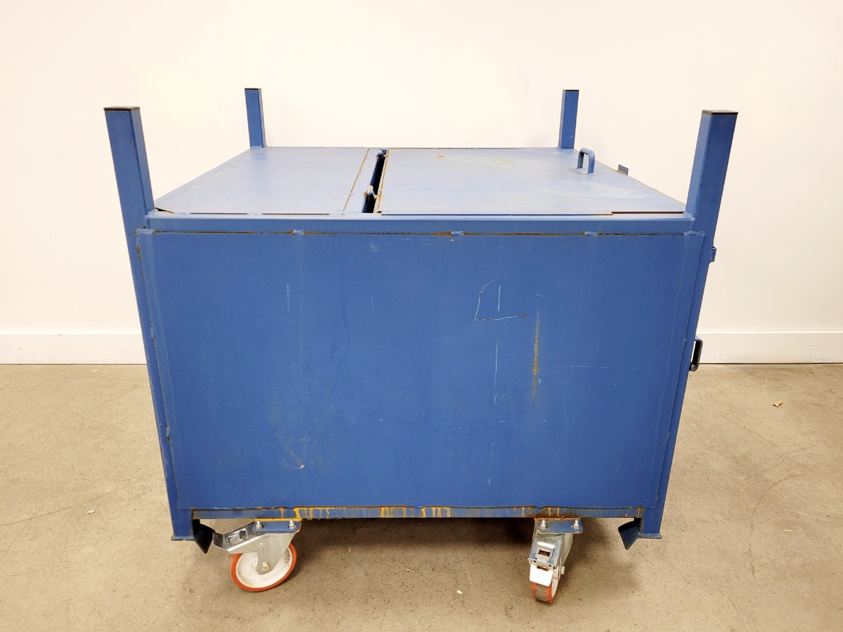 Image of Large Lockable Site Stillage (Storage Box) Half-drop Front and a Hinge
