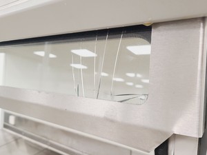 Thumbnail image of Holten LaminAir MS-2000 1.5 Laminar Flow Cabinet