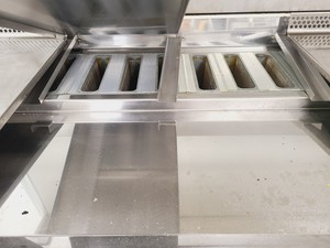 Thumbnail image of Holten LaminAir MS-2000 1.5 Laminar Flow Cabinet