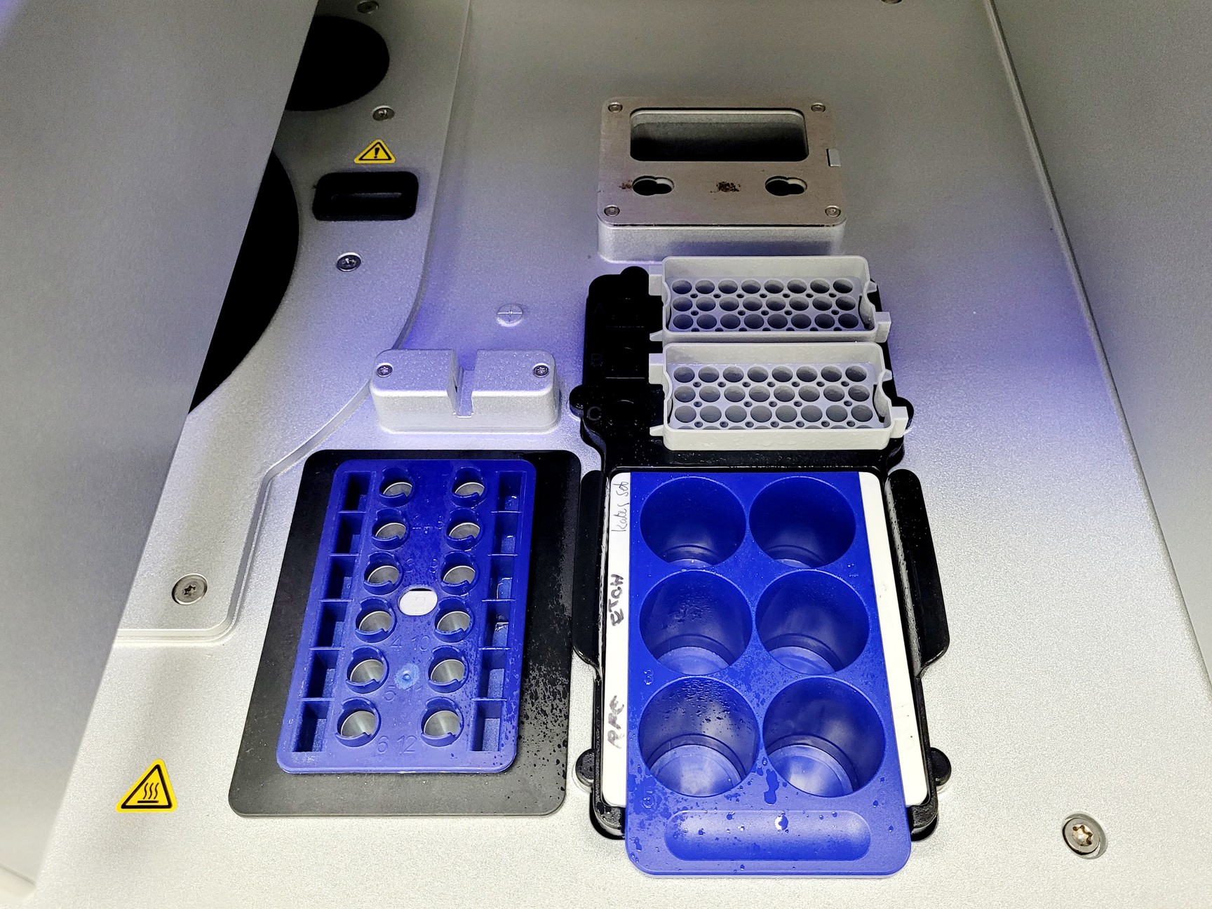Image of QIAGEN QIAcube Nucleic Acid Purification System Lab