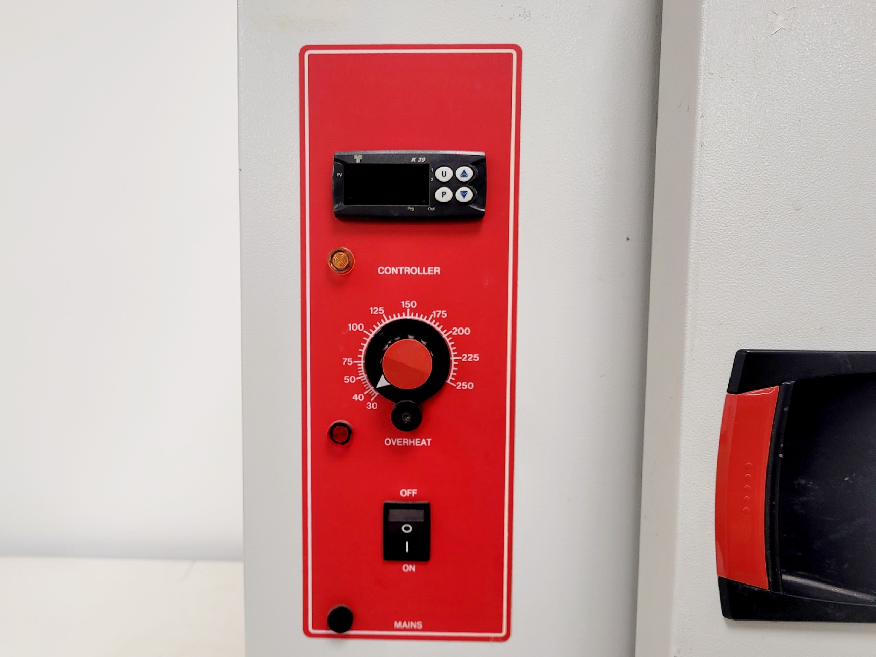 Image of Genlab Oven Model OV/50/F/DIG Lab