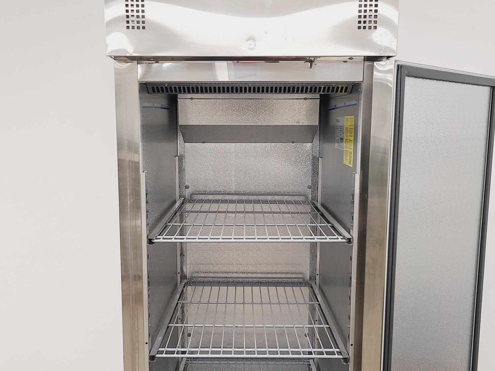 Image of Polar G-Series Upright Refrigerator Model No. G592-05