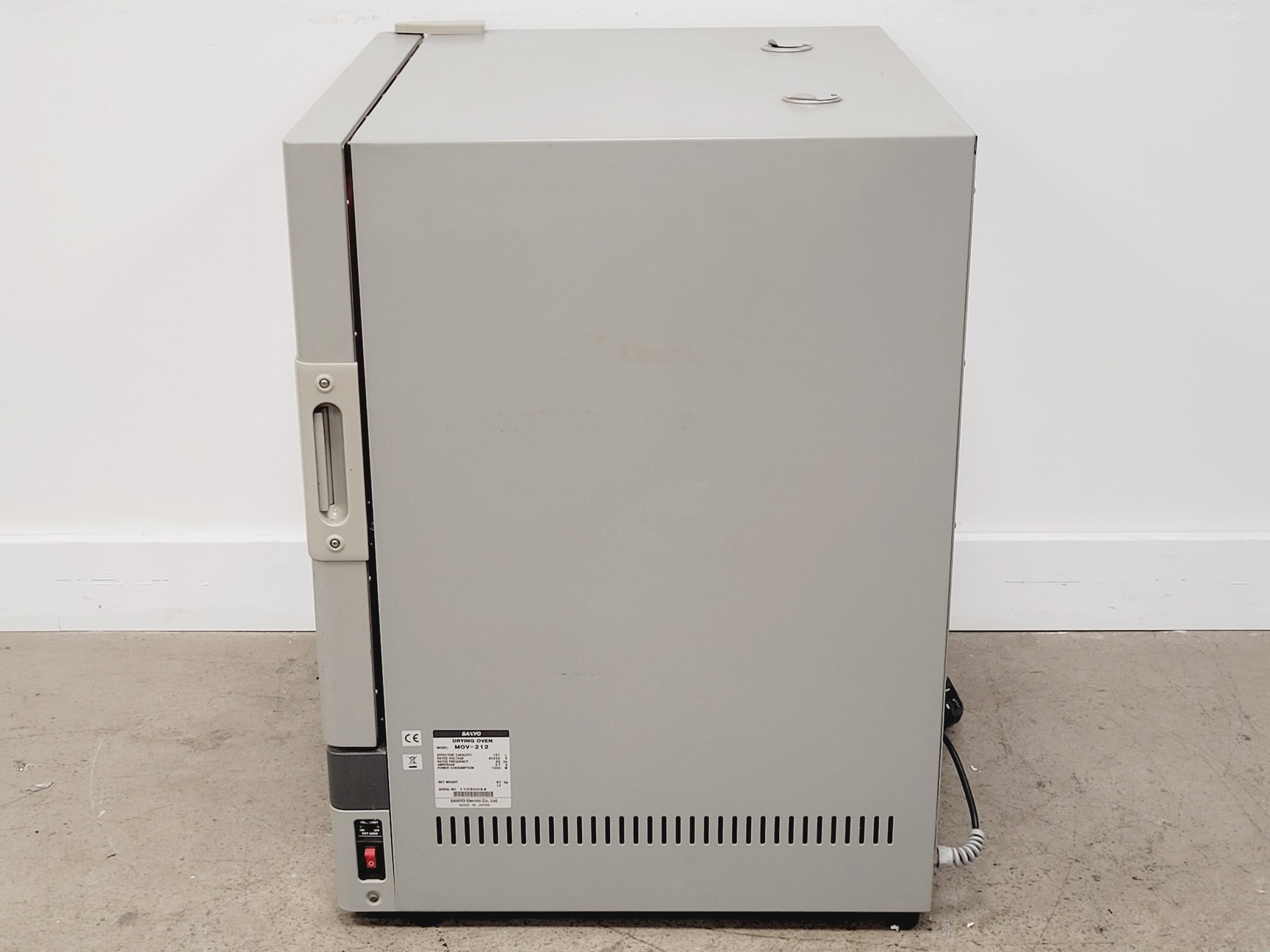 Image of Sanyo MOV-212 Laboratory Drying Oven Lab