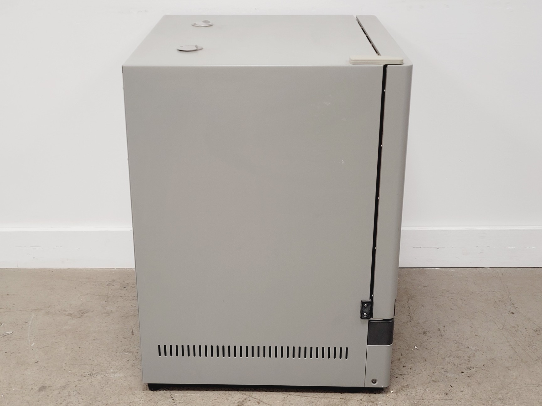 Image of Sanyo MOV-212 Laboratory Drying Oven Lab