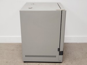Thumbnail image of Sanyo MOV-212 Laboratory Drying Oven Lab