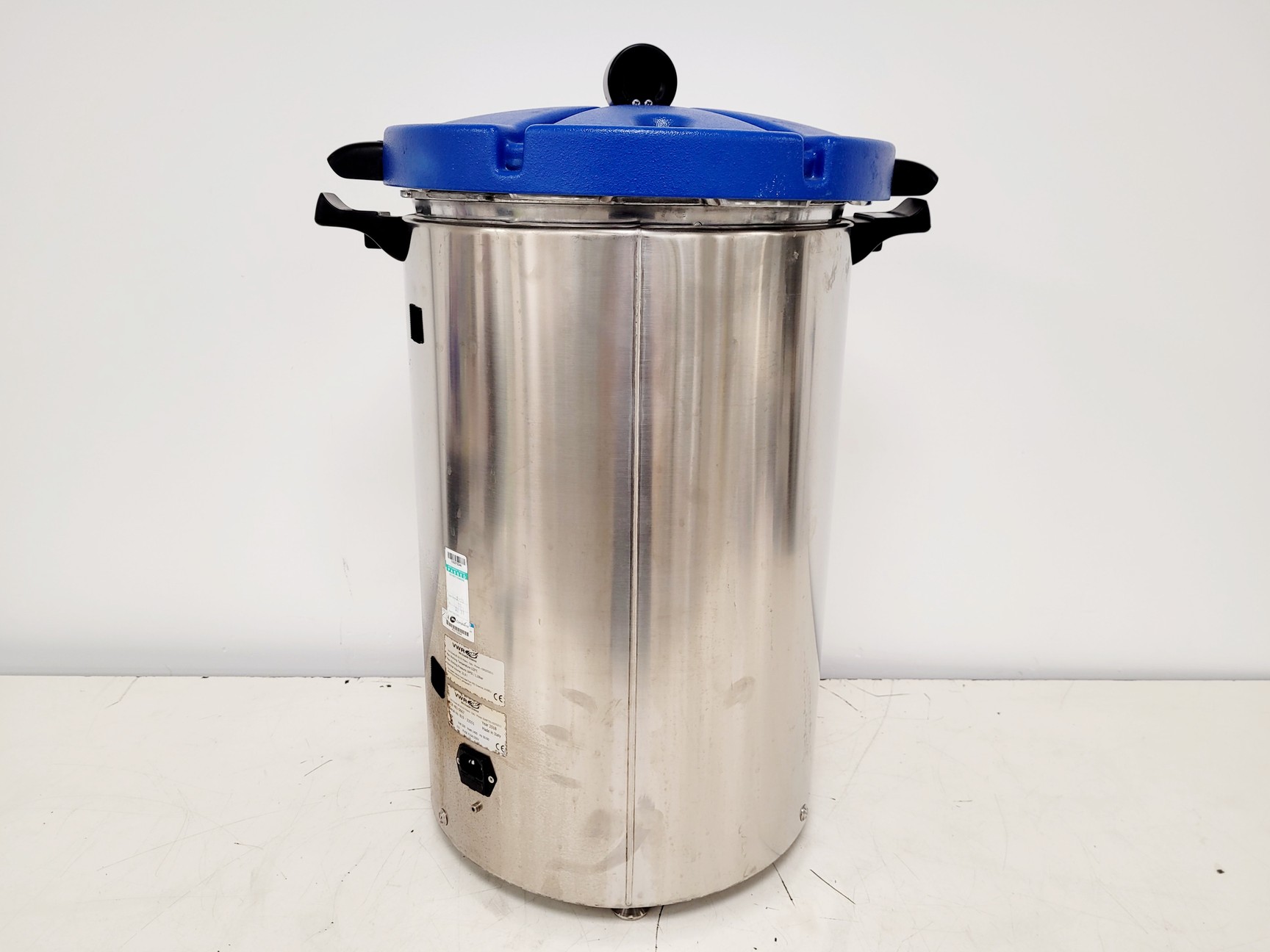 Image of VWR VAPOUR-Line Lite Autoclave ECN 481-0667