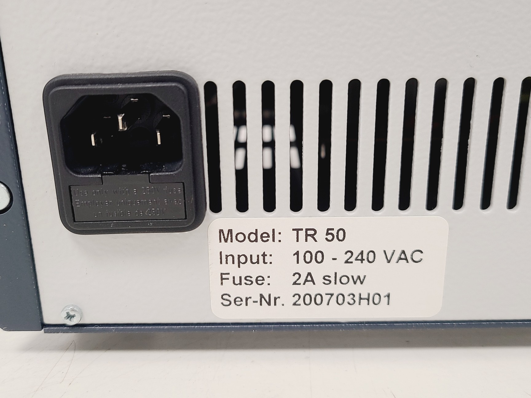 Image of FAST ComTech GMBH Bath Cryostat 07 03 35 w/ TR50 Temperature Controller