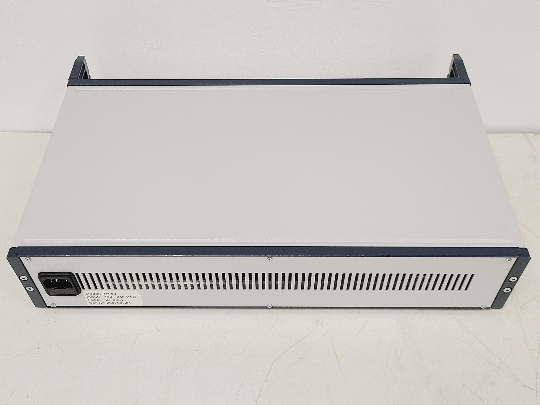 Image of FAST ComTech GMBH Bath Cryostat 07 03 35 w/ TR50 Temperature Controller