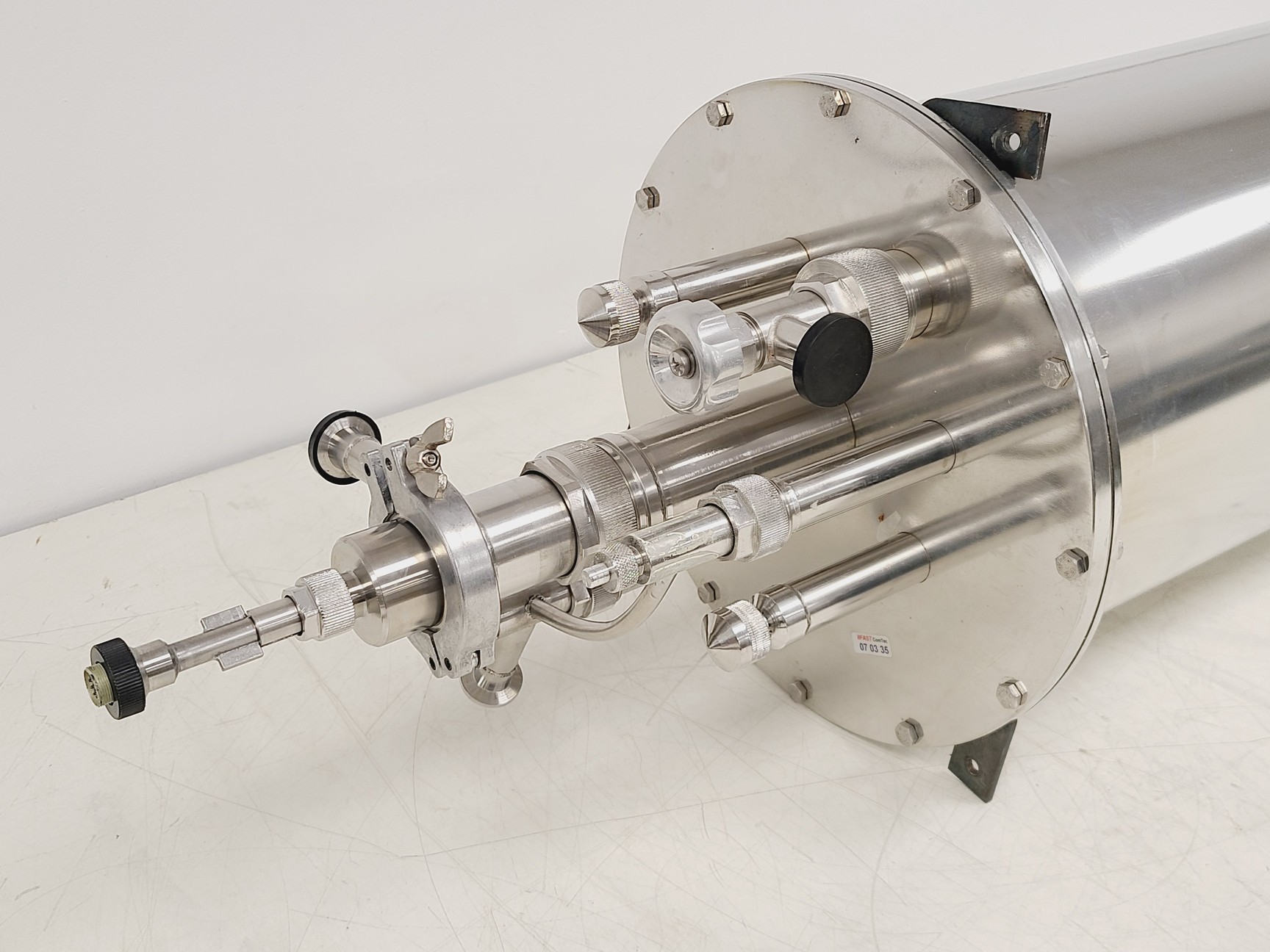 Image of FAST ComTech GMBH Bath Cryostat 07 03 35 w/ TR50 Temperature Controller