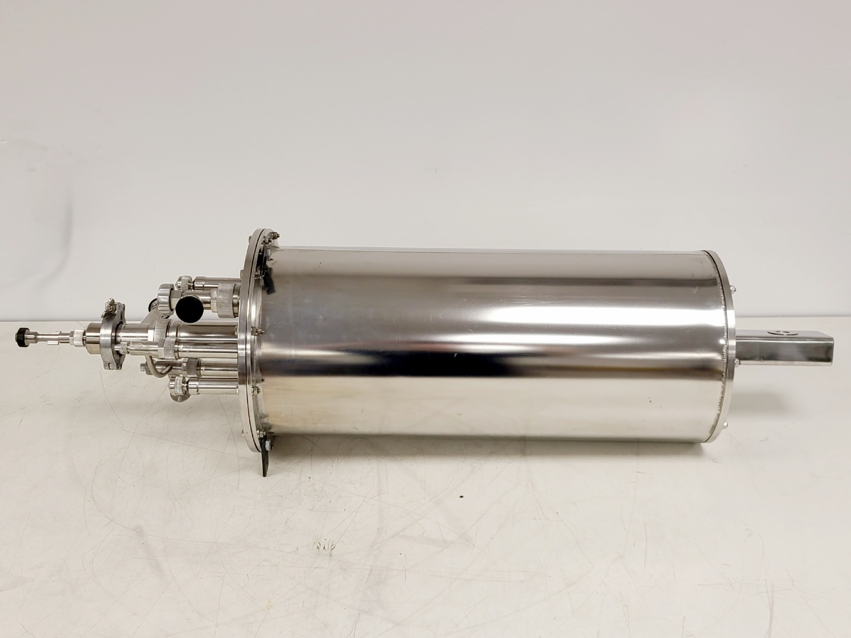 Image of FAST ComTech GMBH Bath Cryostat 07 03 35 w/ TR50 Temperature Controller