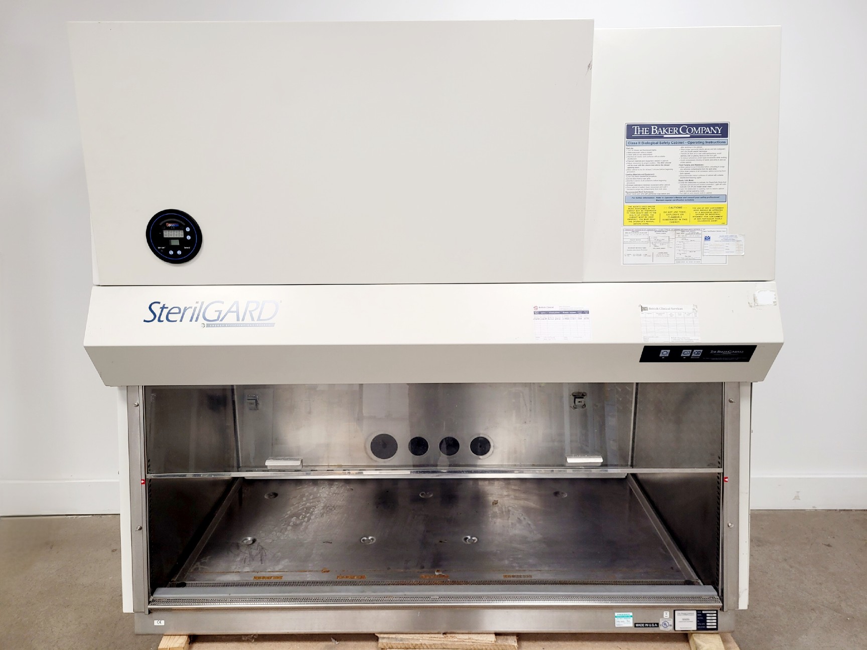 Image of Baker Company SG503HE-BC-INT SterilGARD Class II Biosafety Cabinet