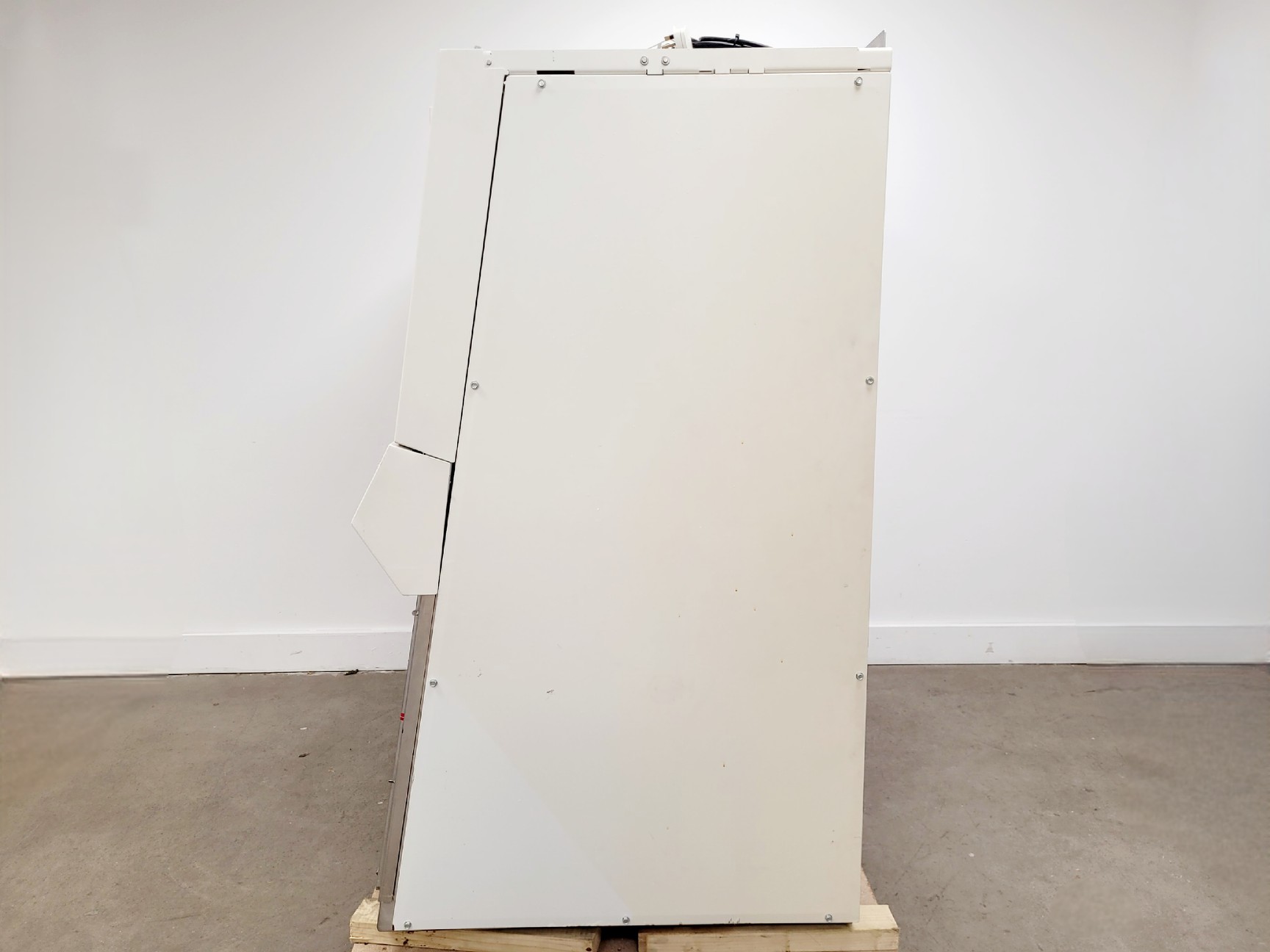 Image of Baker Company SG503HE-BC-INT SterilGARD Class II Biosafety Cabinet