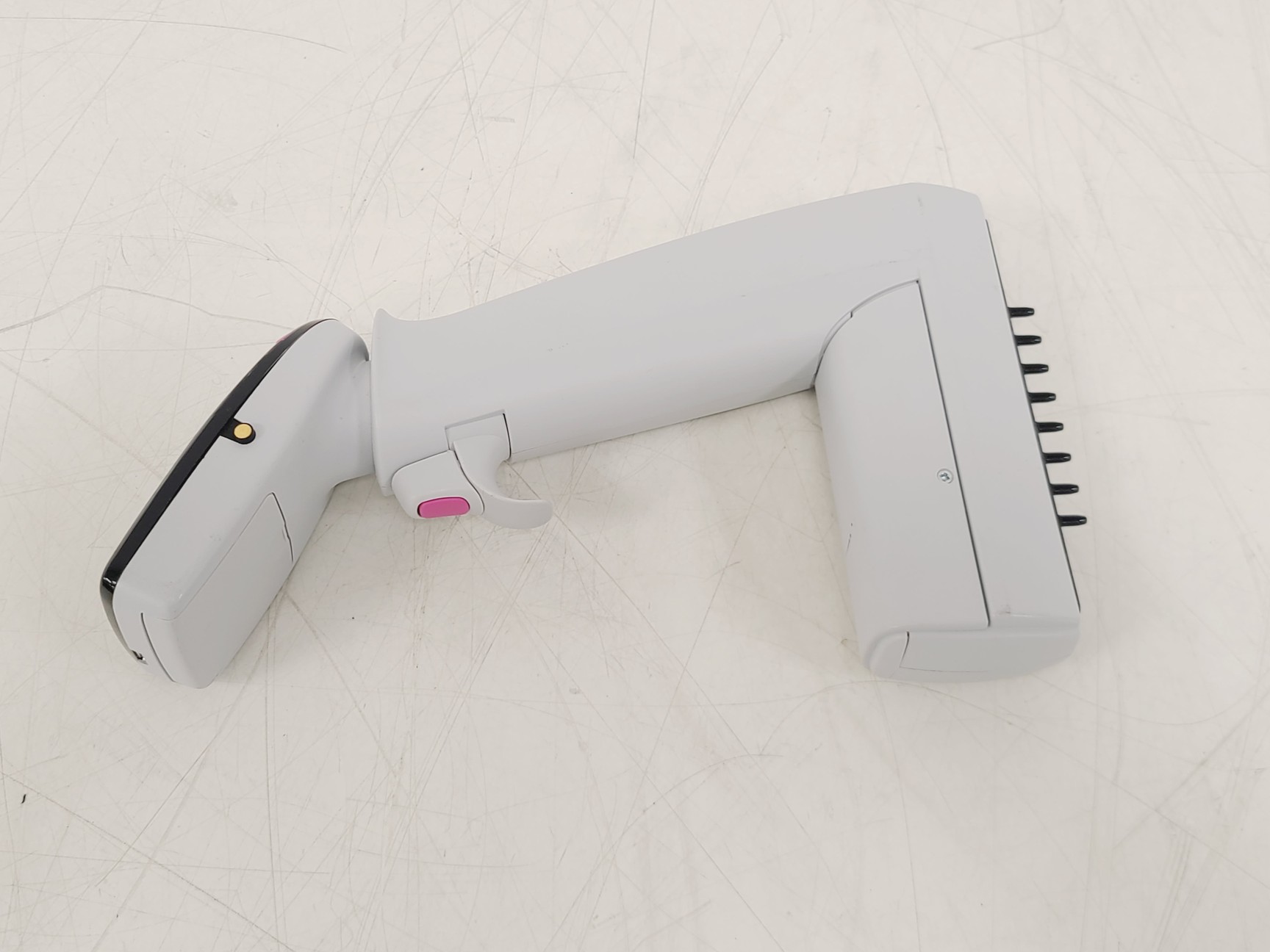 Image of Thermo Scientific E1 ClipTip LH60168 0.5-12.5µl Electronic Pipette